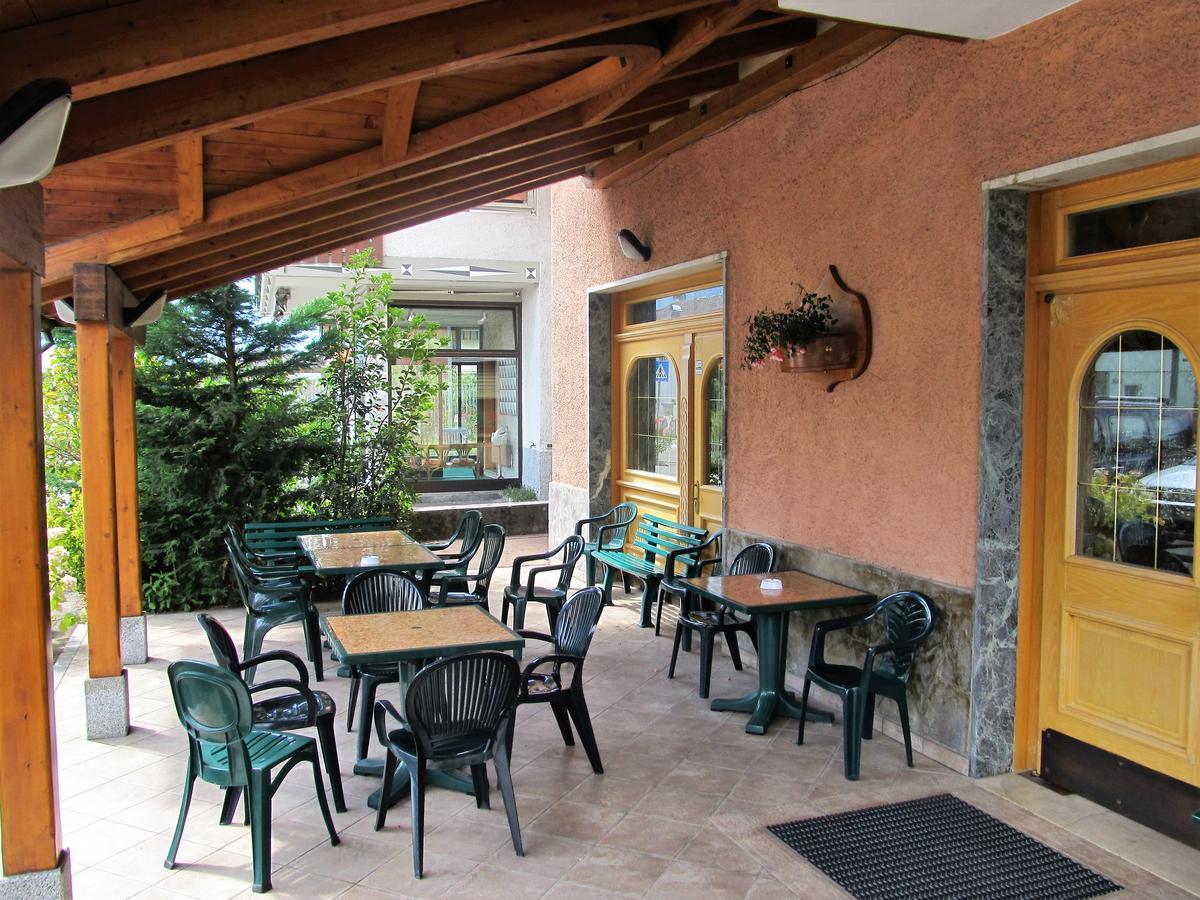 Green Base Hotel B&B Malè 外观 照片