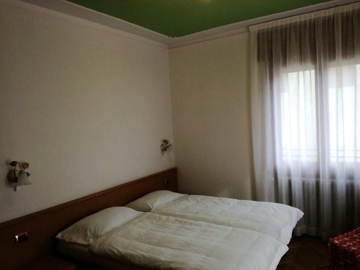 Green Base Hotel B&B Malè 外观 照片