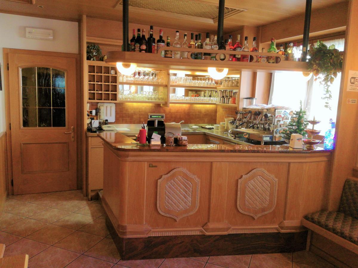 Green Base Hotel B&B Malè 外观 照片
